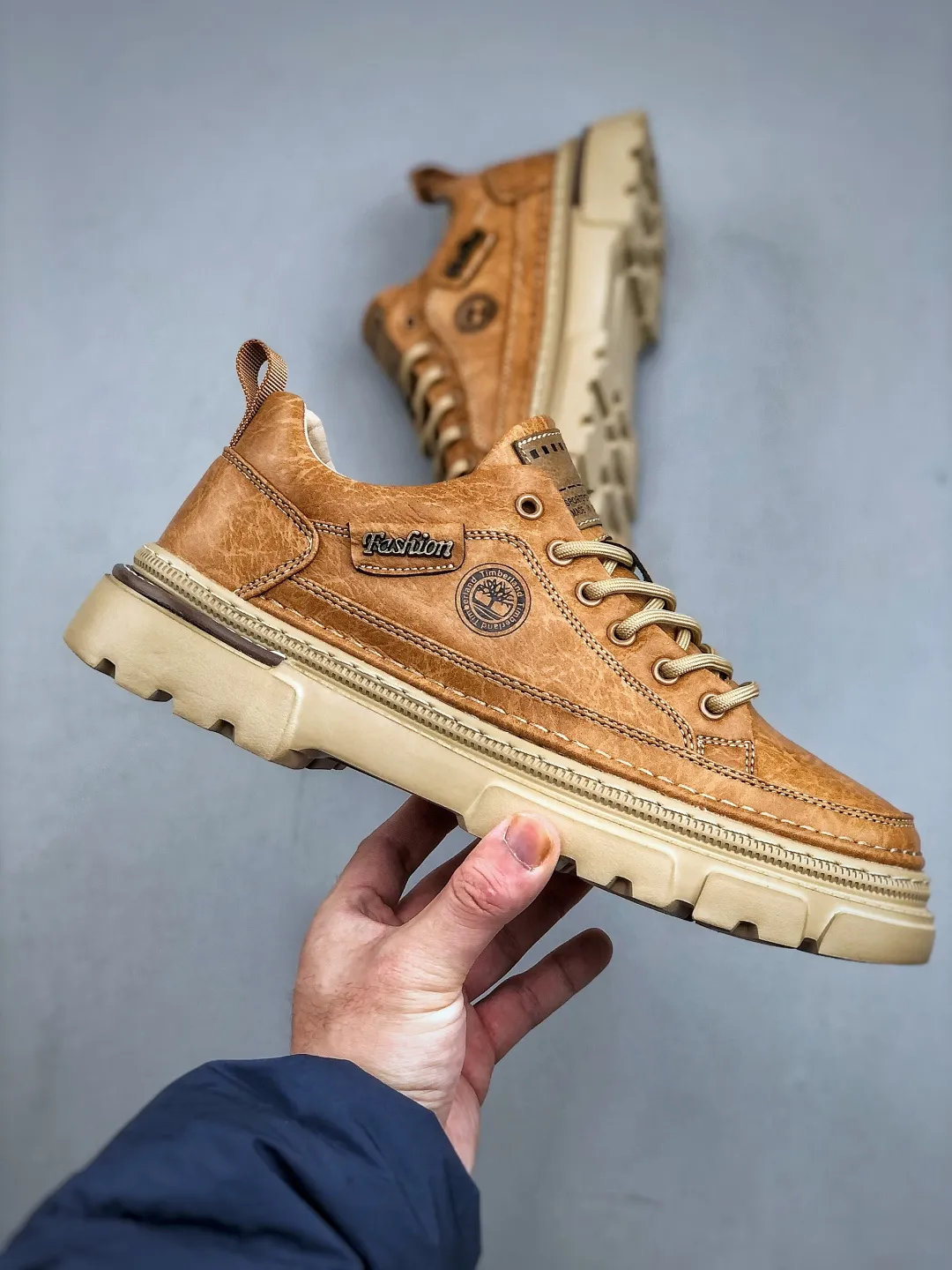 Local pickup 💰 520 supports store Timberland/Timberland classic 25ss new low-top (plus velvet) classic re-creation, brand new upgrade, Guangdong factory quality, original box and original packaging. The fabric is made of Italian 🇮🇹 top frosted mesh. It is paired with anti-odor and anti-corrosion genuine leather latex insoles to give you a perfect wearing experience. High-quality and durable, a must-have for sportsmen. Specially designed to handle handsomeness. High-quality and first-class foot feel. Exclusive supply Official item number: TB23066 Size: 39 40 41 42 43 44